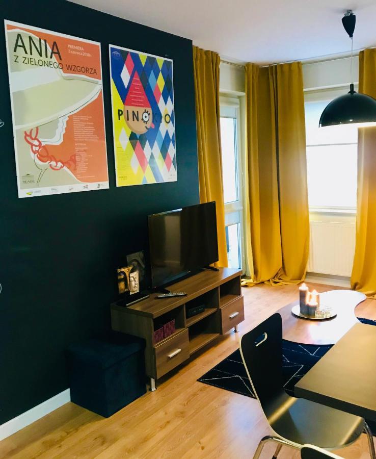 Apartamenty Teatralne Гожов Велкополски Екстериор снимка