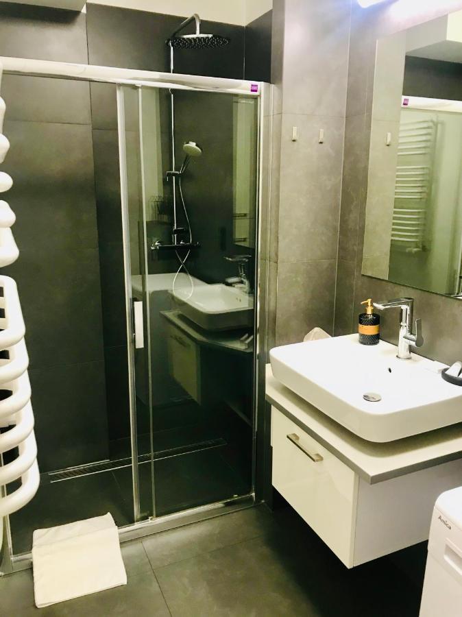 Apartamenty Teatralne Гожов Велкополски Екстериор снимка