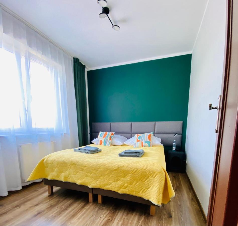 Apartamenty Teatralne Гожов Велкополски Екстериор снимка