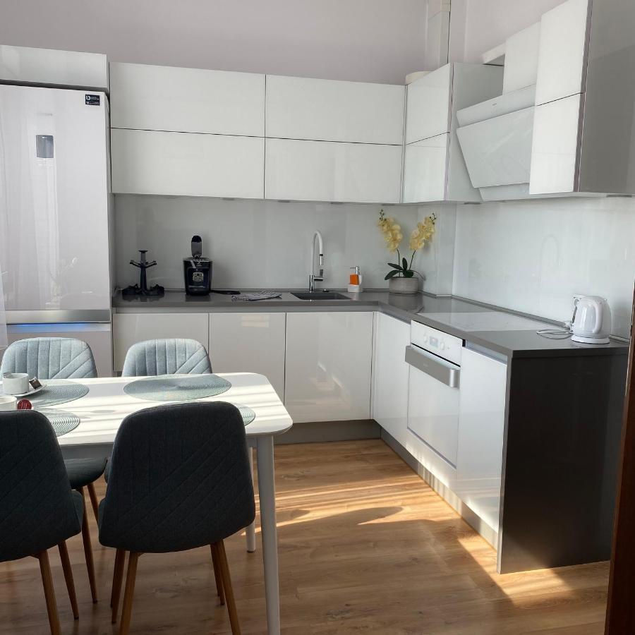 Apartamenty Teatralne Гожов Велкополски Екстериор снимка