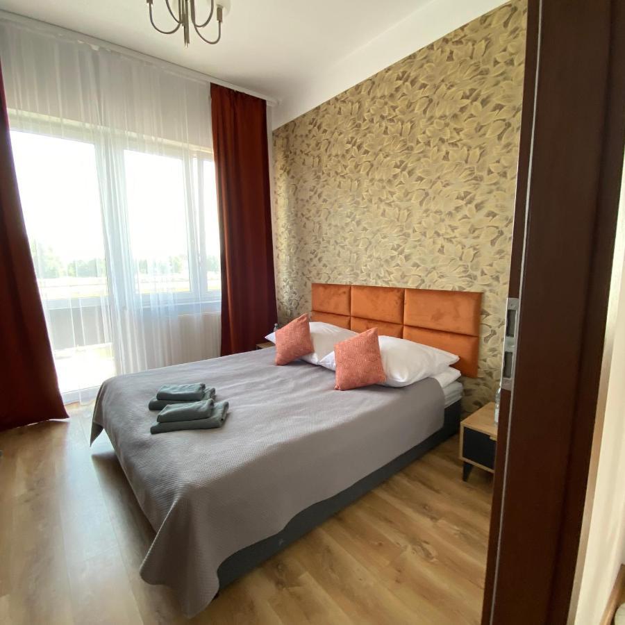 Apartamenty Teatralne Гожов Велкополски Екстериор снимка