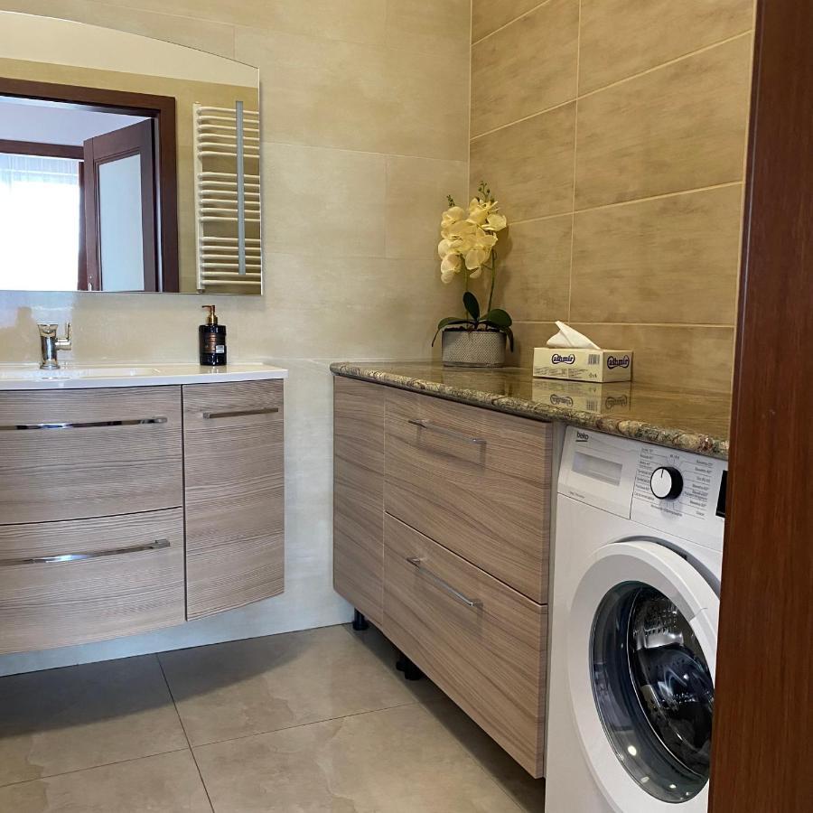Apartamenty Teatralne Гожов Велкополски Екстериор снимка